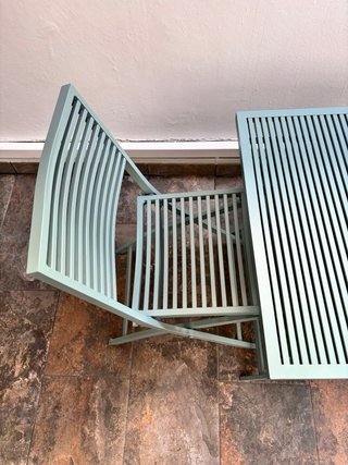 Conjunto mesa y sillas exterior verde