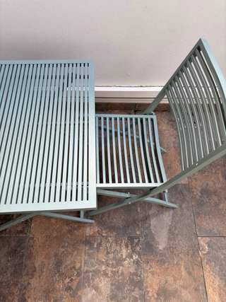 Conjunto mesa y sillas exterior verde