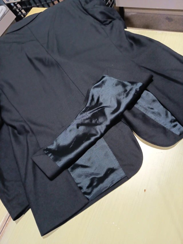 Traje de caballero negro Emidio Tucci T-60