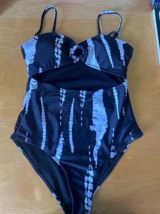 Bañador negro y blanco talla L