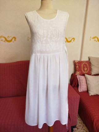 Vestido blanco étnico bordado Talla 38