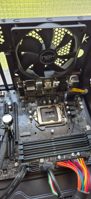 Pack PC base + caja gaming