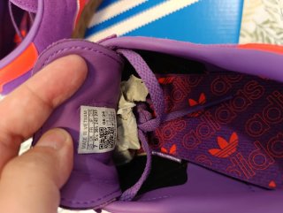 Zapatillas Adidas Moradas y Naranja Talla 38.5