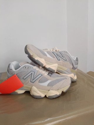 New Balance 9060 Beige/Grigio