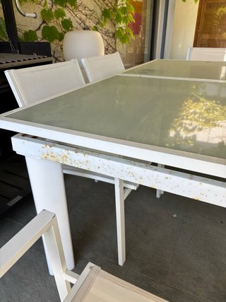 Mesa y sillas de exterior cristal y metal
