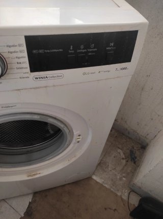 Lavadora DAEWOO poco uso 7kg 1000rpm