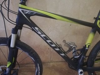 Bici MTB marca: SCOTT, modelo: scale 30, 26", L