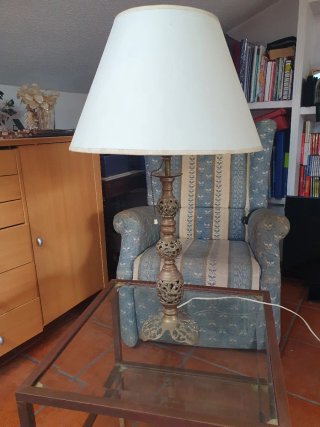 Lámpara de mesa latón y cristal