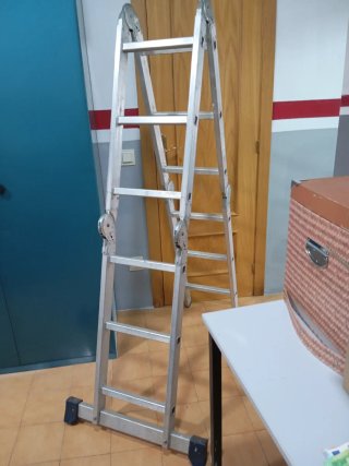 Escalera Bricobi Multiusos Plegable 150kg.
