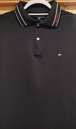 Polo Tommy Hilfiger Preto Tamanho M