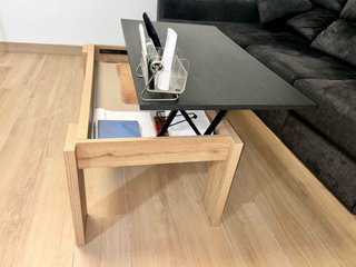 Mesa de salón elevable.