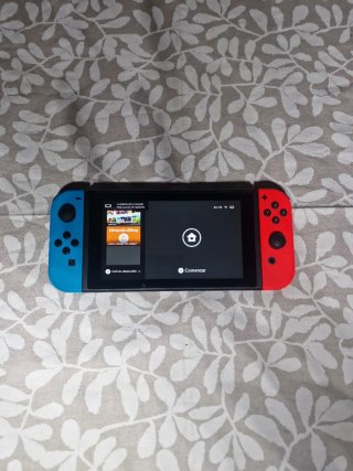 Nintendo Switch Azul y Rojo