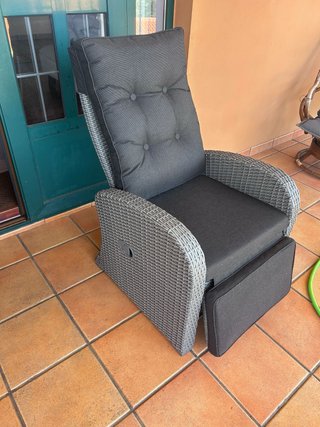 Sillón exterior Jysk ratán gris nuevo