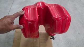 Depósito Gasolina Honda XR 600 R rojo brillo.