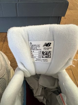 New Balance 9060 Beige/Grigio