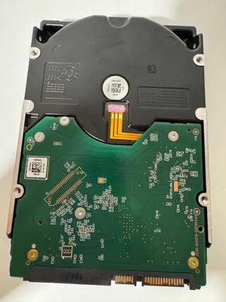 Disco Duro WD Red Pro 12TB WD122KFBX SATA NAS