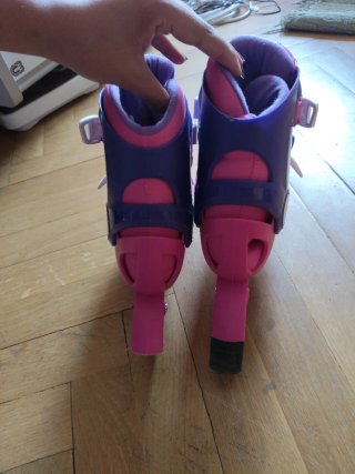 Patines infantiles rosas y morados