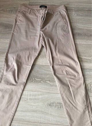 Lote: Plumífero azul, náuticos y 2 chinos beige