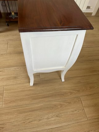 Mesita de noche madera blanca y marrón