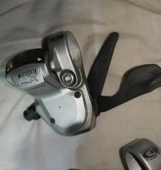 Pulsadores Shimano Deore LX sl-m580 para 3x9v
