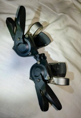 Pulsadores Shimano Deore LX sl-m580 para 3x9v