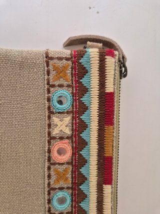 Bolso DAYADAY boho beige bordado espejos