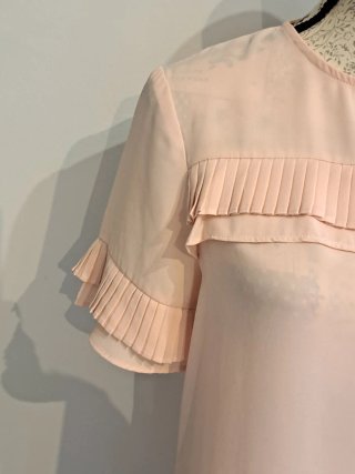 Blusa rosa gasa con volantes