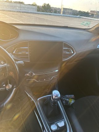 Peugeot 308 2015