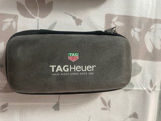 Estuche TAG Heuer Gris