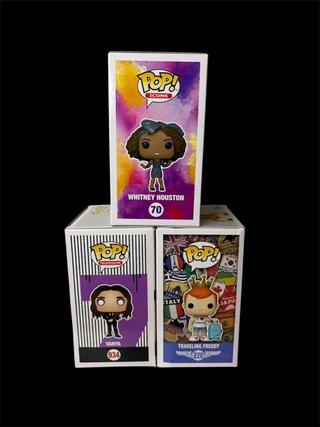 Pack 3 Funko Pop: Whitney Houston, Vanya, Freddy