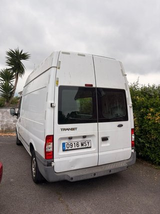 Ford Transit 2011