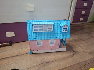 Casa de bebés, accesorios, coche y hamaca.