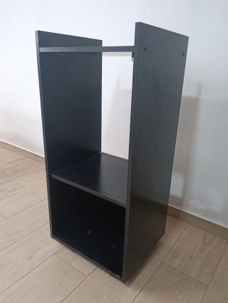 Auxiliar con ruedas madera negro