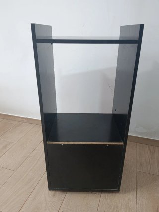 Auxiliar con ruedas madera negro