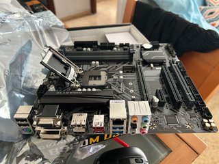 Placa Base Gigabyte B360M D3H LGA 1151