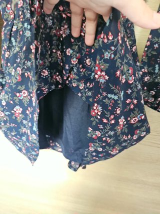 Vestido floral azul y rosa