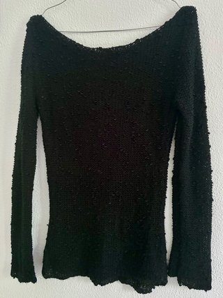 Jersey negro escotado manga larga