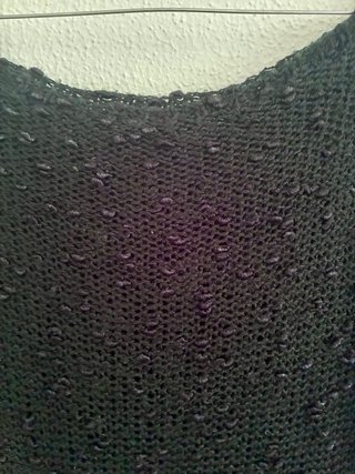 Jersey negro escotado manga larga