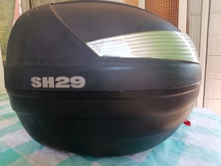 Baúl Shad 29L Negro