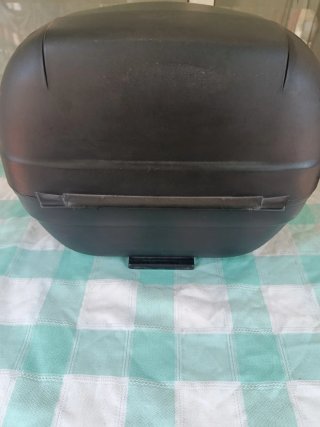 Baúl Shad 29L Negro