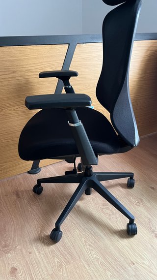 Silla de Oficina Ergonómica Negra