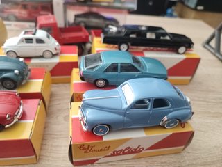 Pack Coches Miniatura Escala 1/43 y 1/32