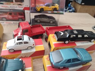 Pack Coches Miniatura Escala 1/43 y 1/32