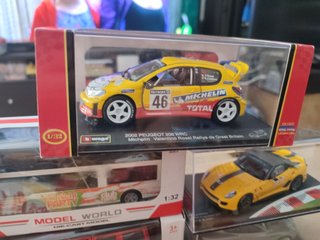 Pack Coches Miniatura Escala 1/43 y 1/32