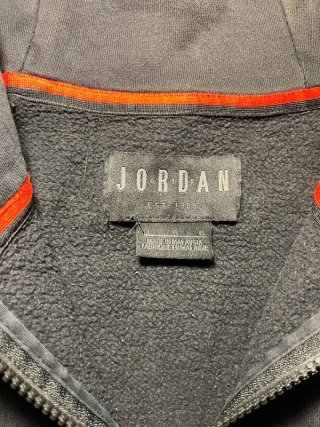 Chaqueta Jordan Negra Streetwear Y2K Retro