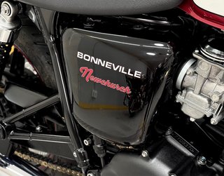 TRIUMPH BONNEVILLE T 100 NEW CHURCH