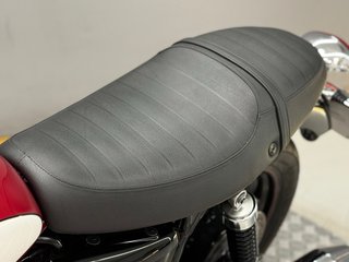 TRIUMPH BONNEVILLE T 100 NEW CHURCH