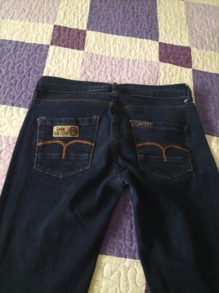 Lote 2 pantalones Lois beige y vaquero.