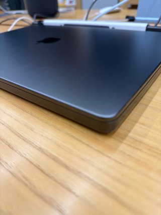 MACBOOK PRO 16" M3 18GB 512GB - GARANTÍA 12 MESES