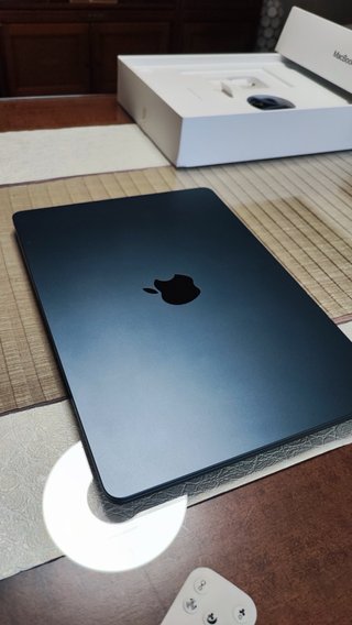 MacBook Air M3 (7 cicli)